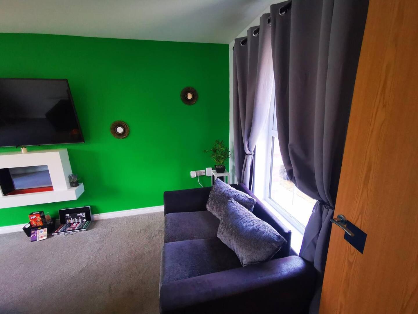 3Br Cosy Modern Stay ベルファスト エクステリア 写真