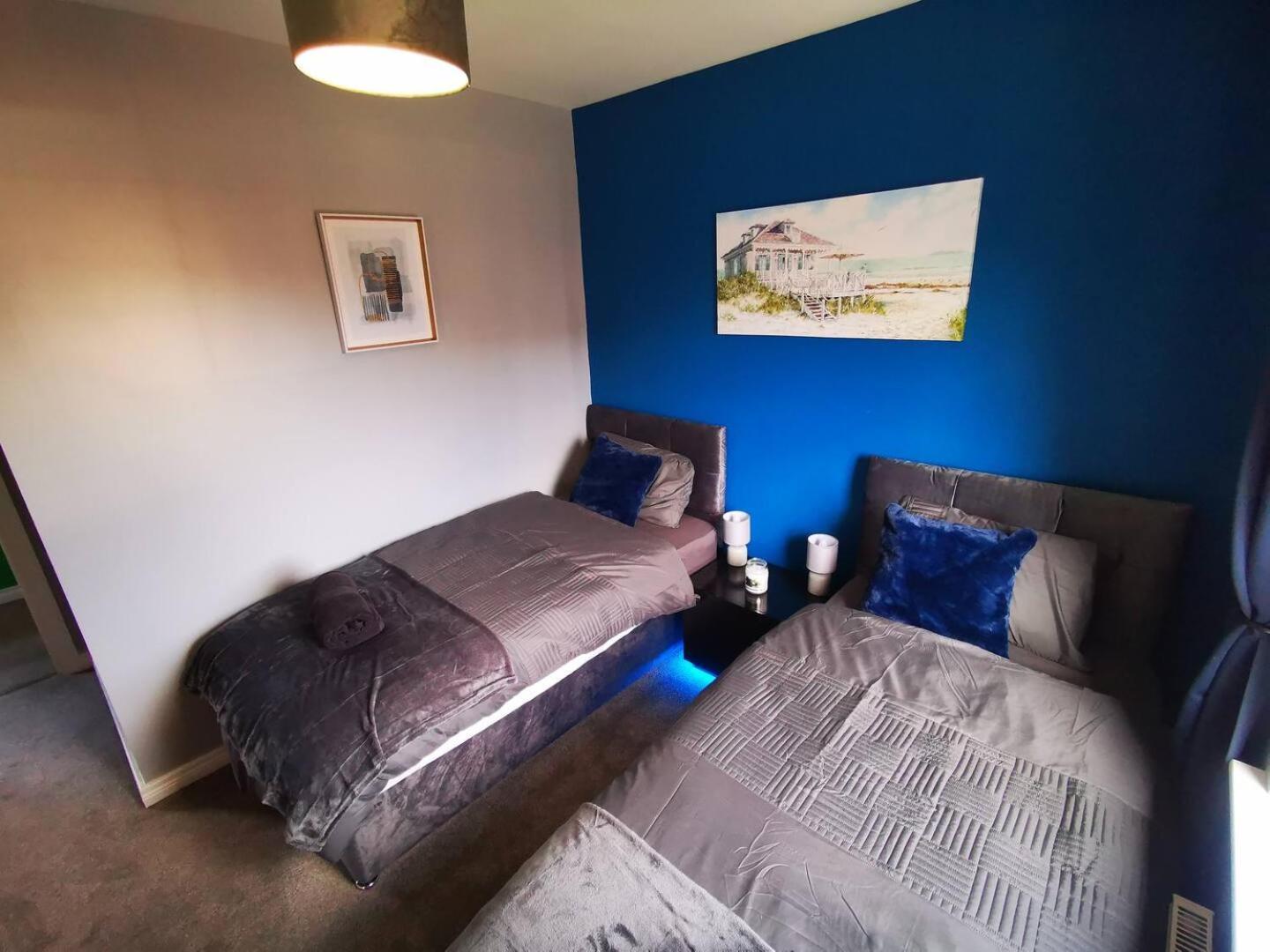 3Br Cosy Modern Stay ベルファスト エクステリア 写真